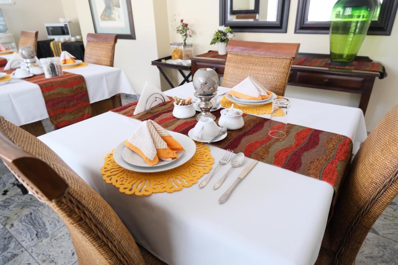 The Whitehouse Bed And Breakfast เดอร์บัน ภายนอก รูปภาพ