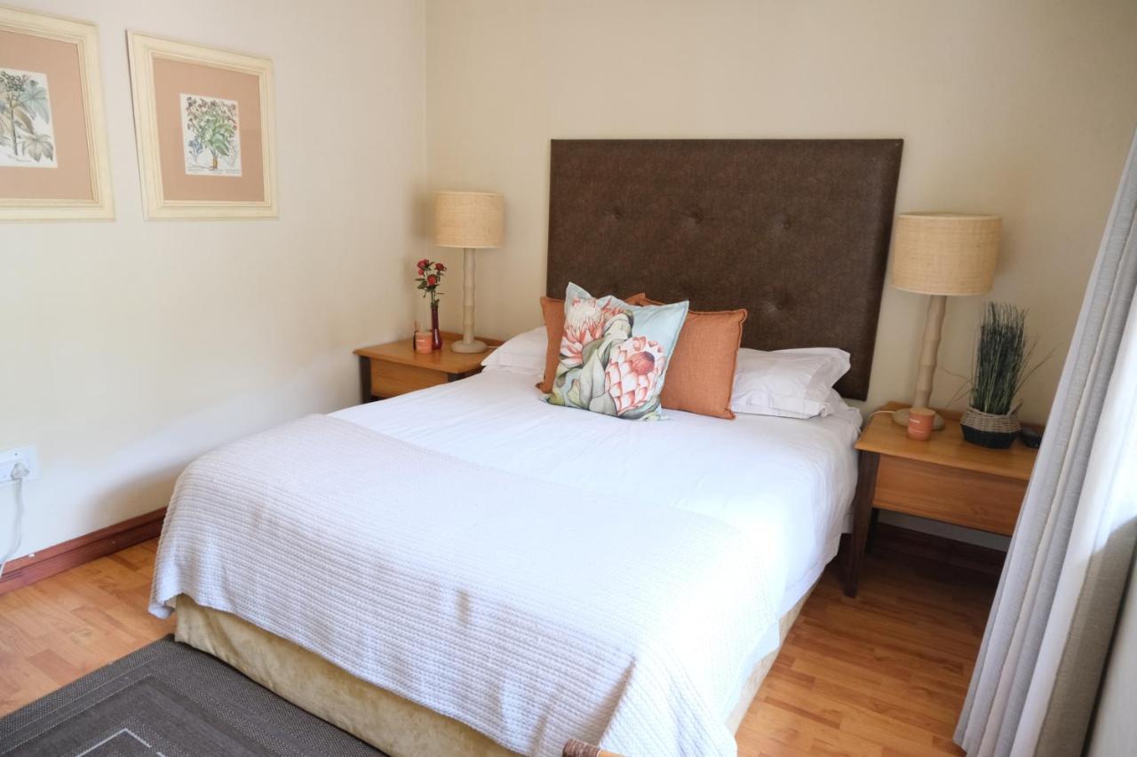 The Whitehouse Bed And Breakfast เดอร์บัน ภายนอก รูปภาพ